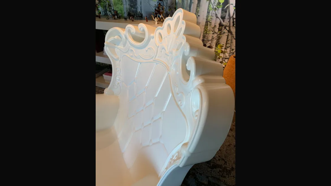 Slide Queen of Love armchair