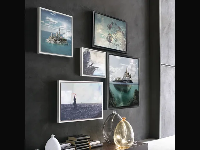 Paintings on canvas with Adriani and Rossi frames.