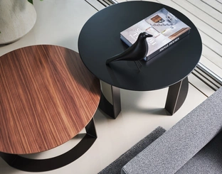 Otto Coffee table made of wood effect or lacquered by Twils.