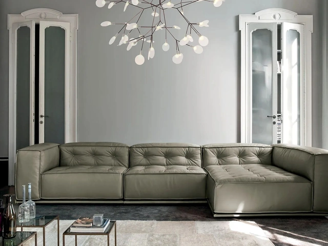 Glamour sofa with chaise lounge by Doimo Salotti