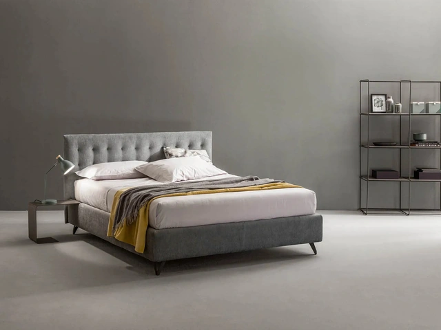 Double bed upholstered with quilted headboard Aster by Bside.