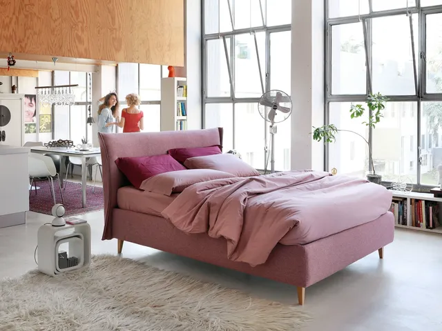 Modern bed, upholstered in fabric, with Osaka headboard by Noctis.