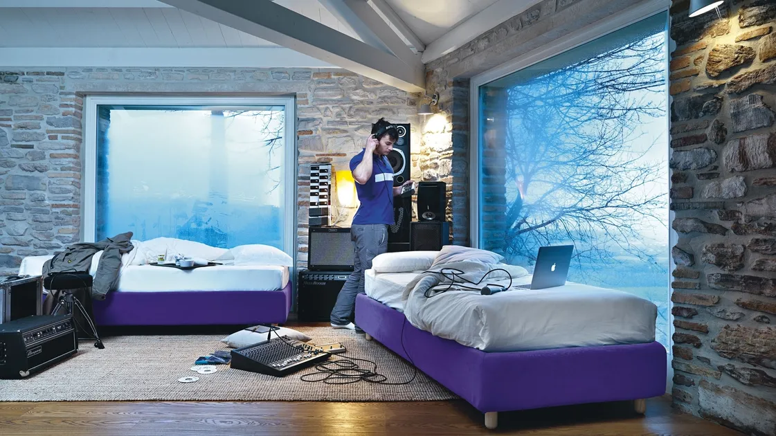 Single fabric Sommier bed by Noctis.