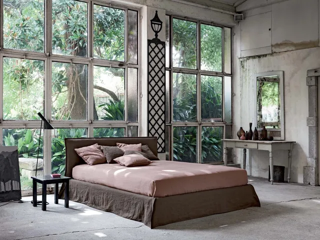Fabric reversible bed with Twin Double headboard by Veneran.