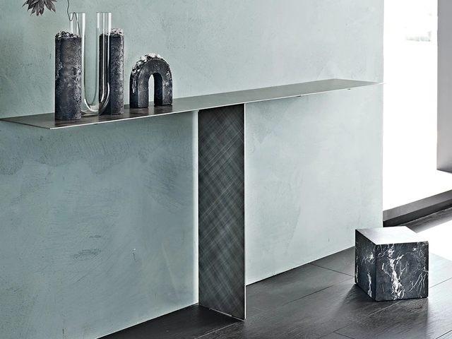 Design console in steel Tee by Cattelan Italia