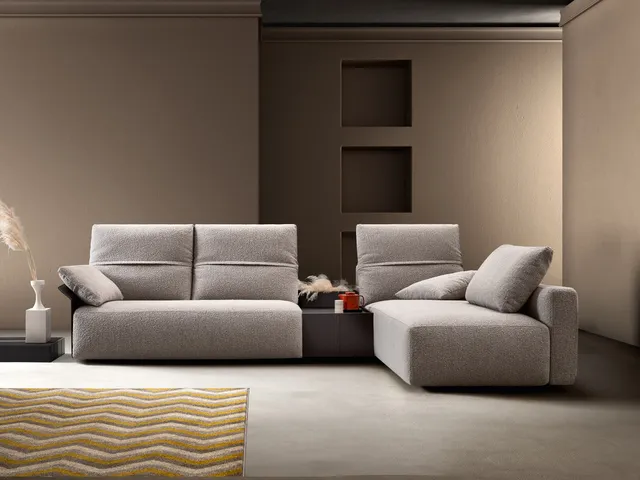 Relax fabric sofa with Deep Real Hit peninsula by Samoa.