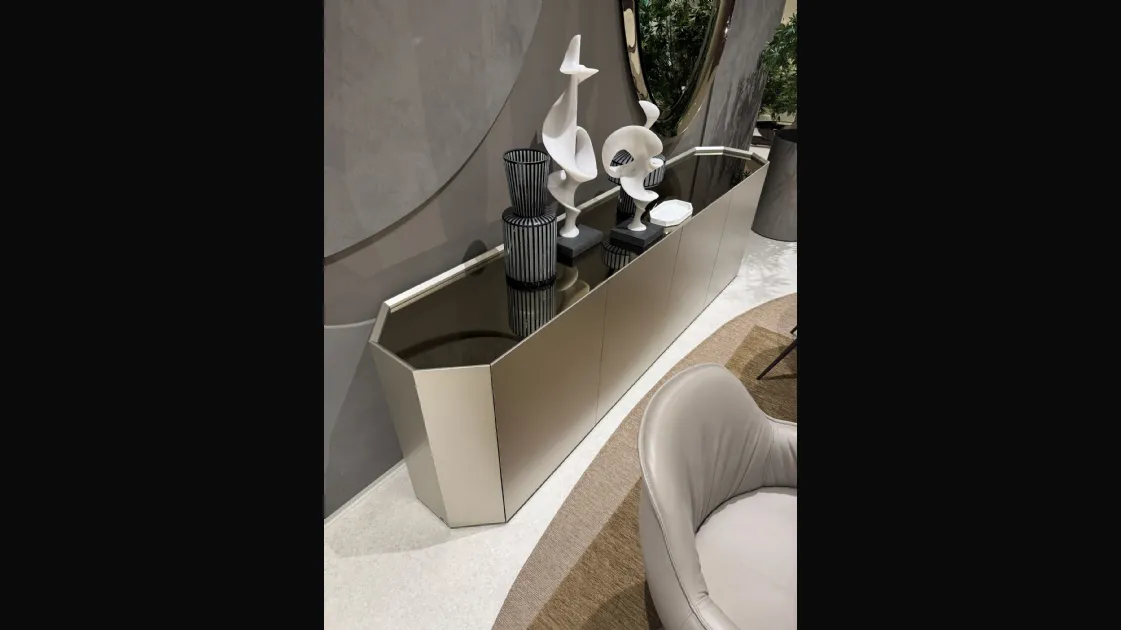 CATTELAN STAND