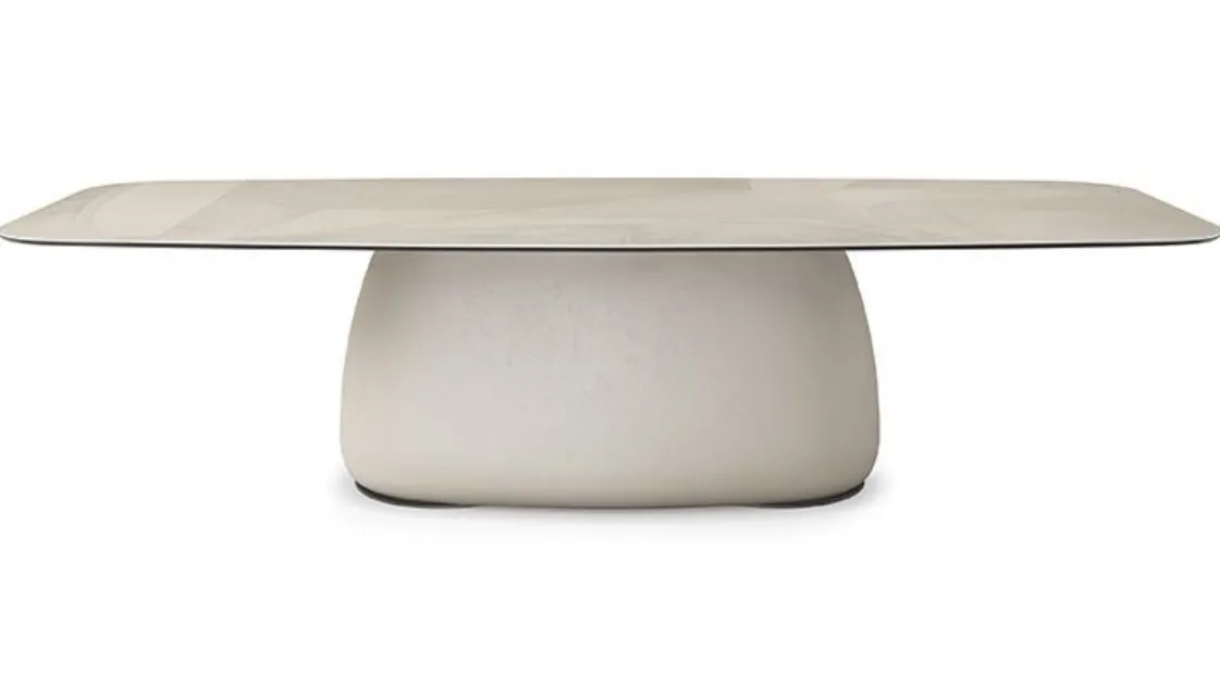 Botero Keramik table by Cattelan Italia.