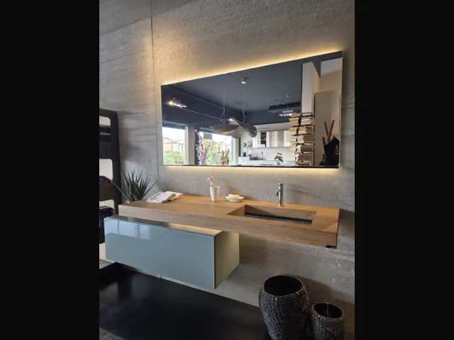 Lago Bathroom Composition