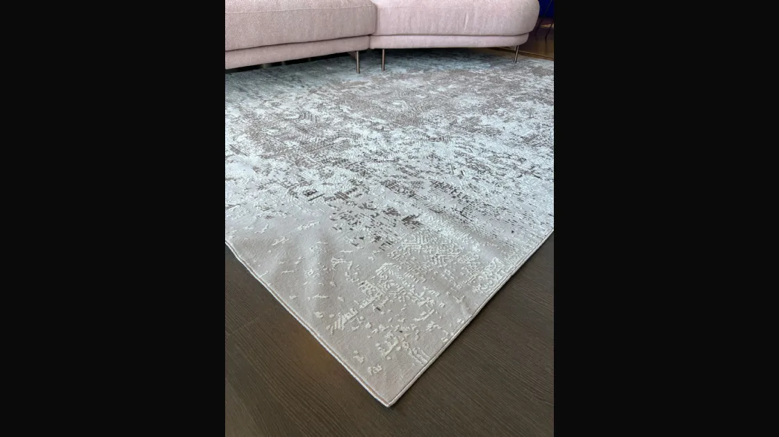 Dorian One Sitap carpet.