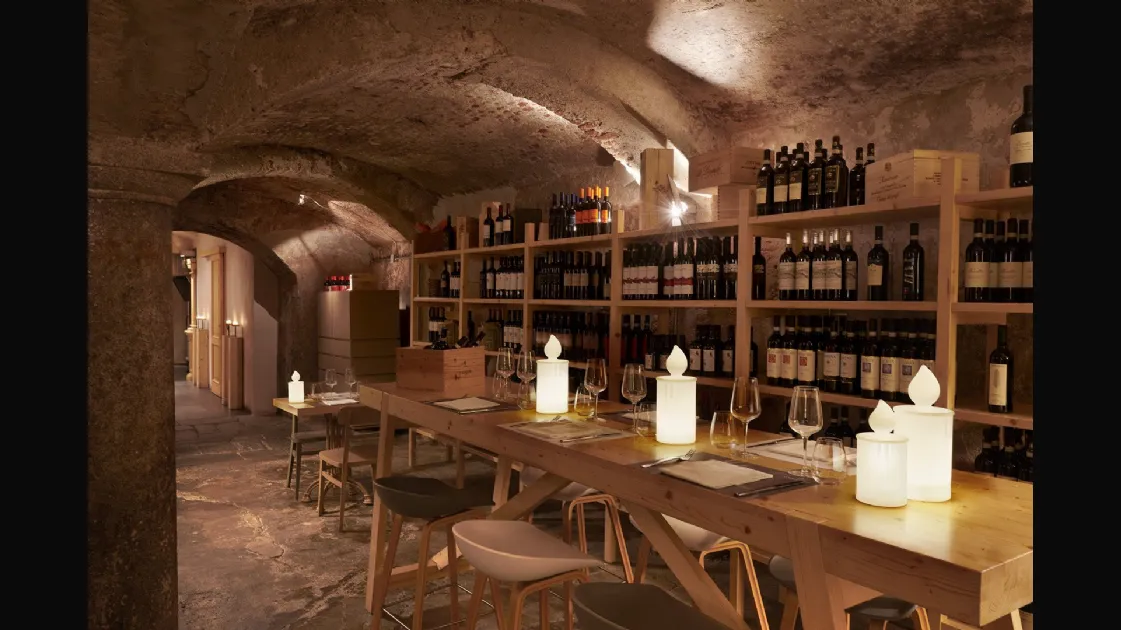 Table lamp model Fiamma by Slide.