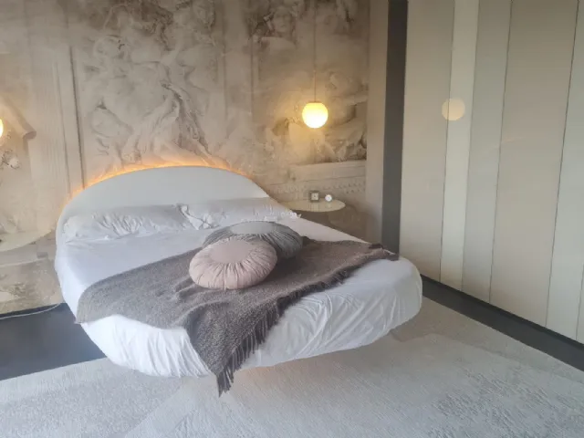 Roundy Leather Bed by Lago Floats