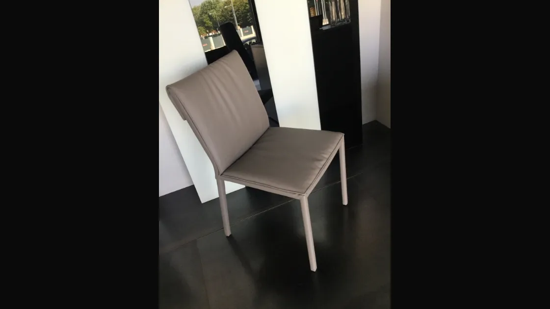 Isabel Cattelan chair