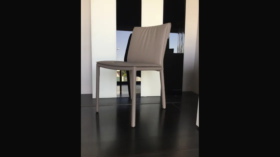 Isabel Cattelan chair