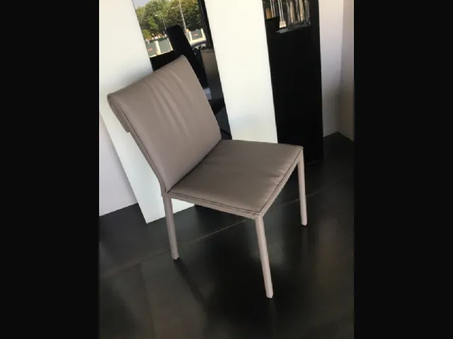 Isabel Cattelan chair