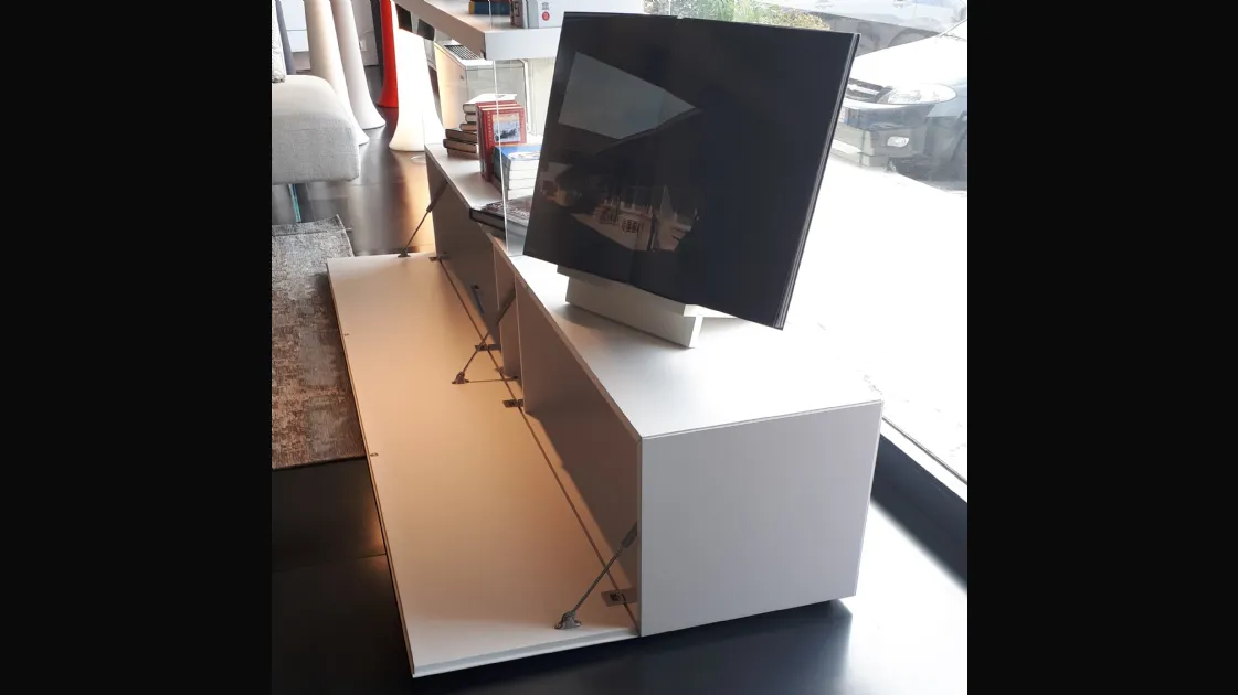 Lago Air bookcase