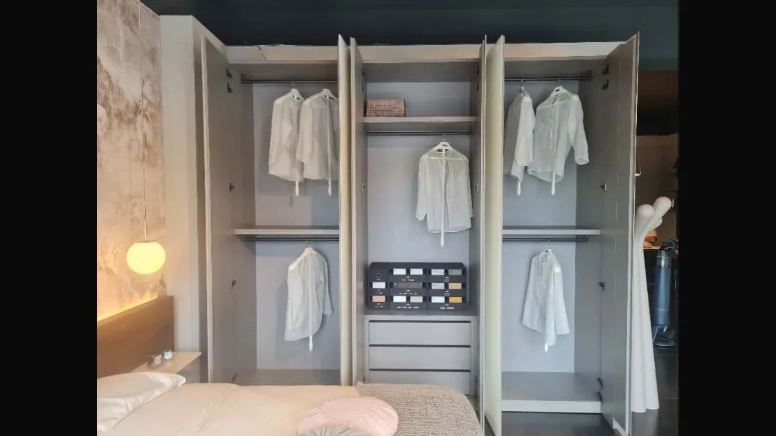 Wardrobe Lado model Now