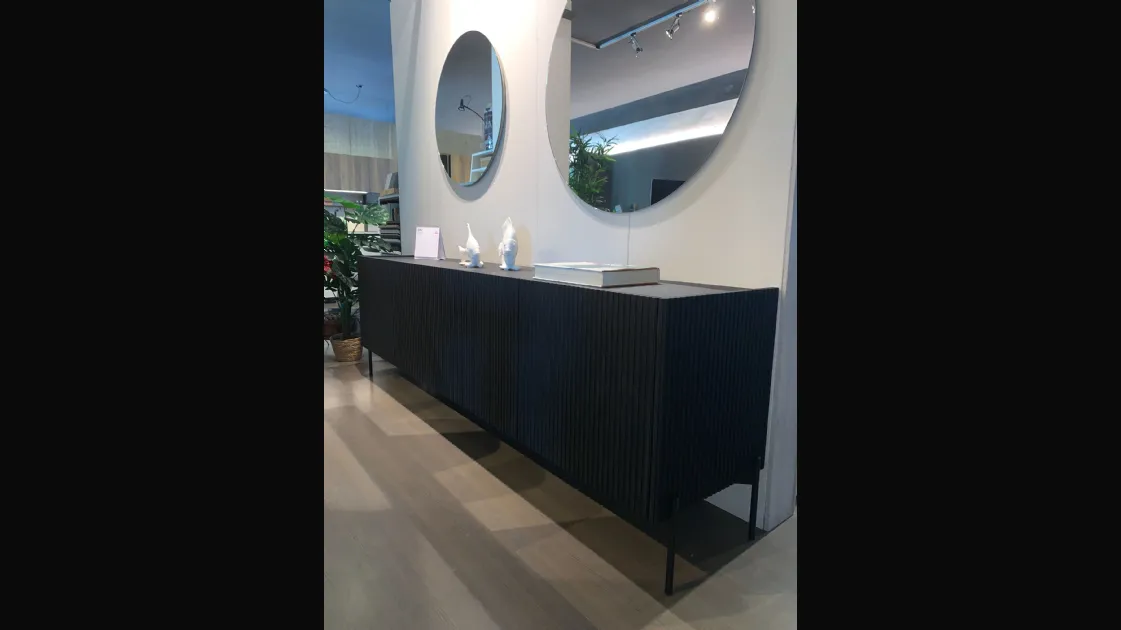 Sideboard Devina Nais model Zero.22.