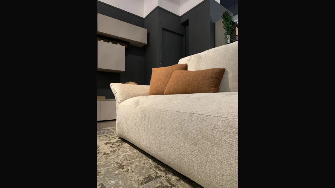 Sinatra sofa by Cattelan Italia