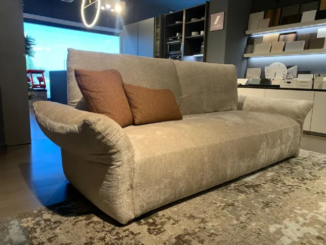 Sinatra sofa by Cattelan Italia
