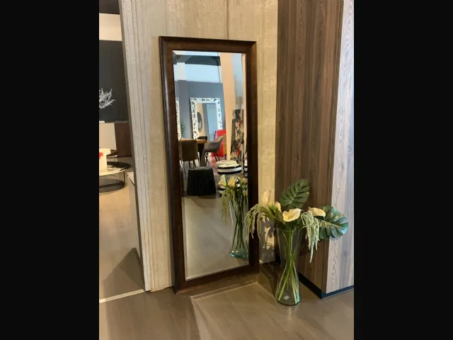 Handcrafted mirror with bronze effect wooden frame