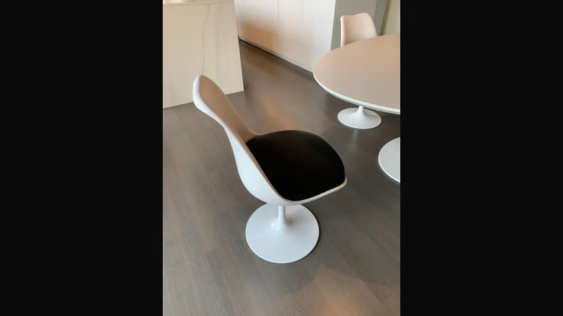 Alivar Tulip Chair