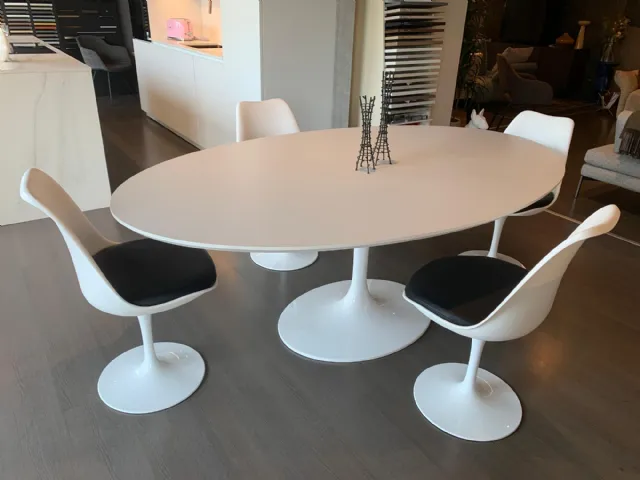 Alivar Tulip Chair