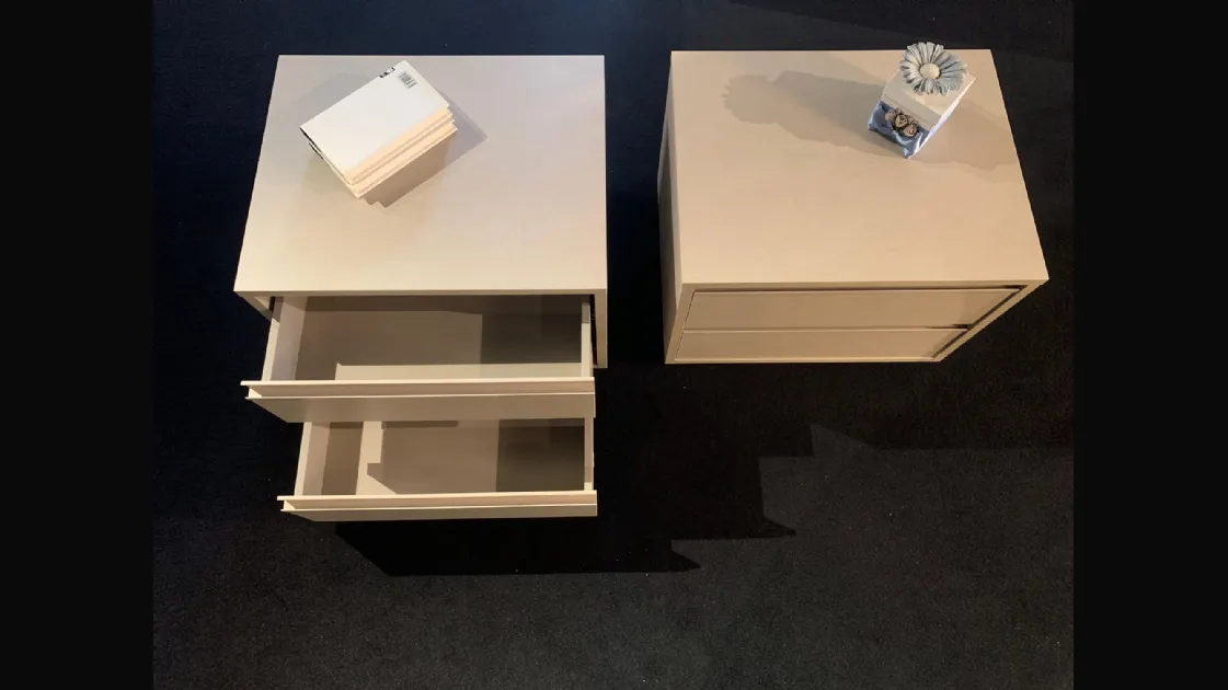 Bedside tables and dresser set in the Filo di Orme model