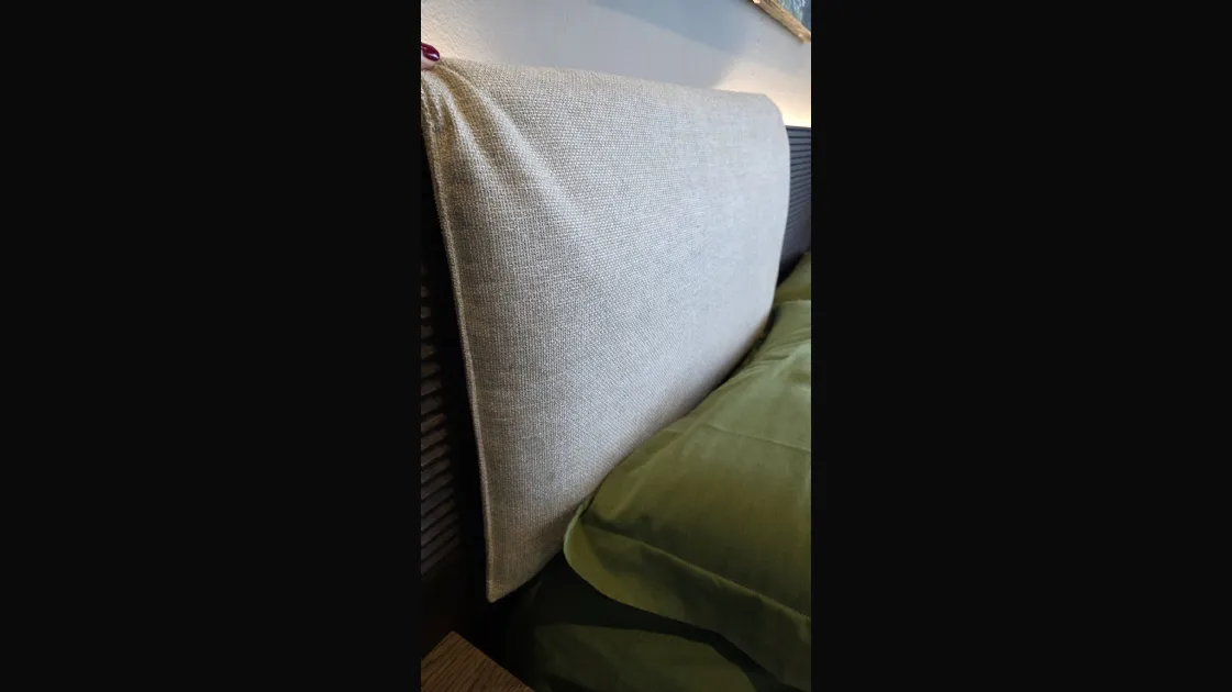 Devina Nais Zen bed model.