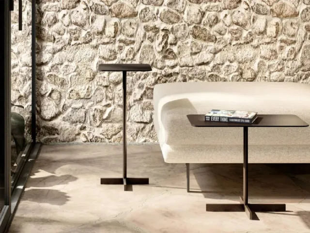 Nolan coffee table by Doimo Salotti.