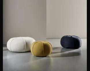 Pouf Clove upholstered in Twils fabric.