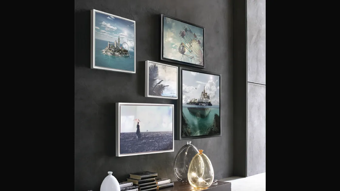 Paintings on canvas with Adriani and Rossi frames.