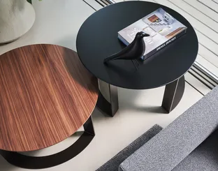 Otto Coffee table made of wood effect or lacquered by Twils.