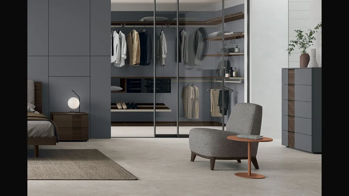 Tomasella's Valet Side Table