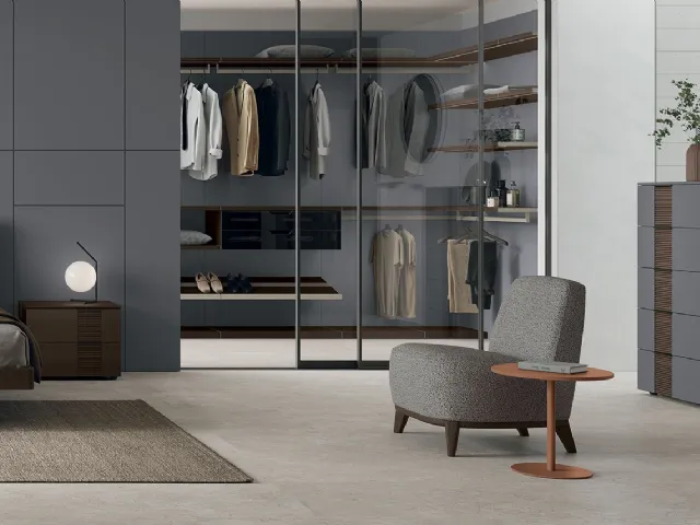 Tomasella's Valet Side Table