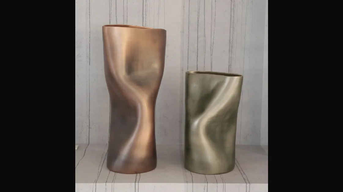Erosa Vase by Adriani and Rossi