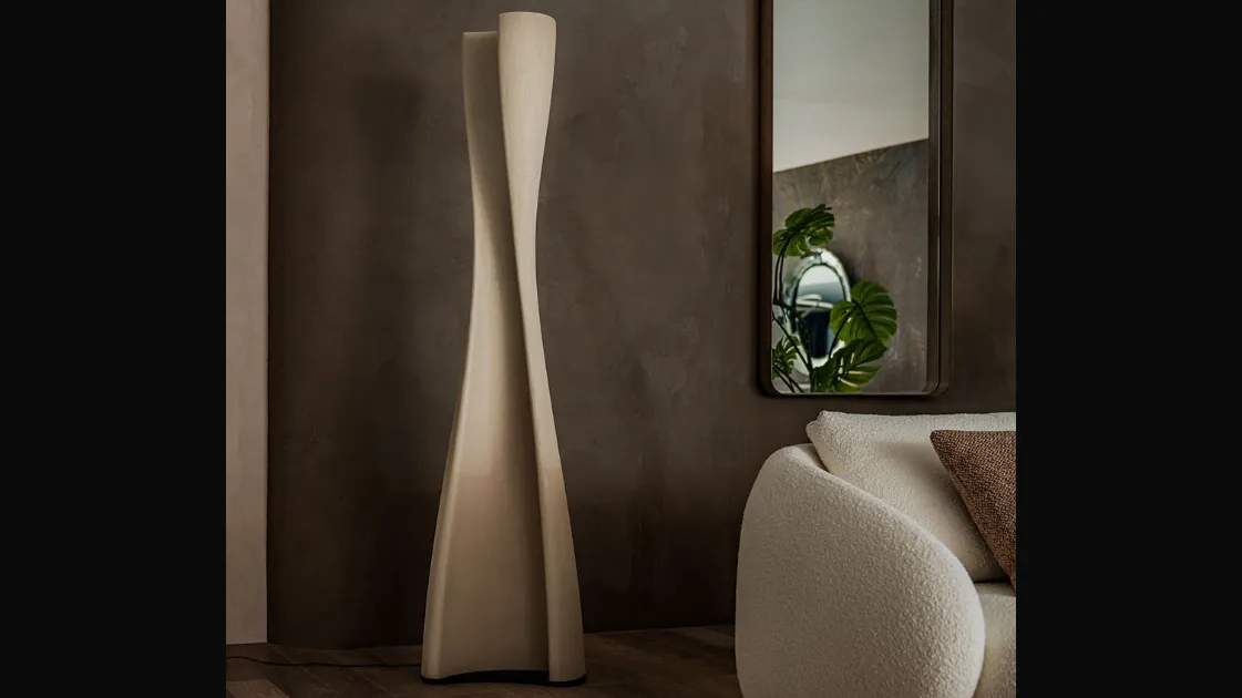 Floor lamp in clay by Cattelan Italia.