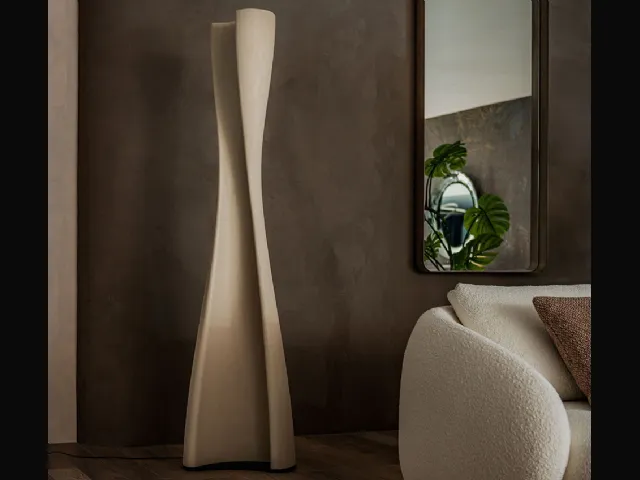 Floor lamp in clay by Cattelan Italia.