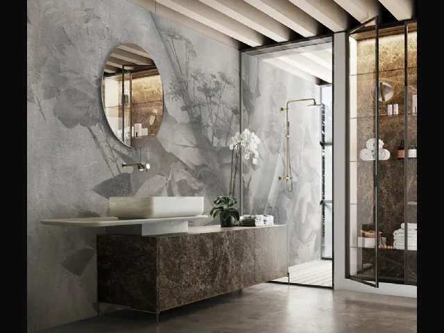 New Romantic wallpaper by Adriani and Rossi