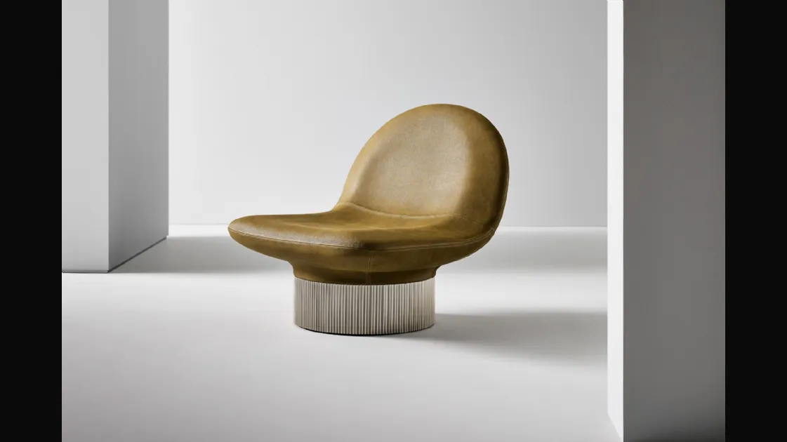 Amour Leather Armchair by Bonaldo