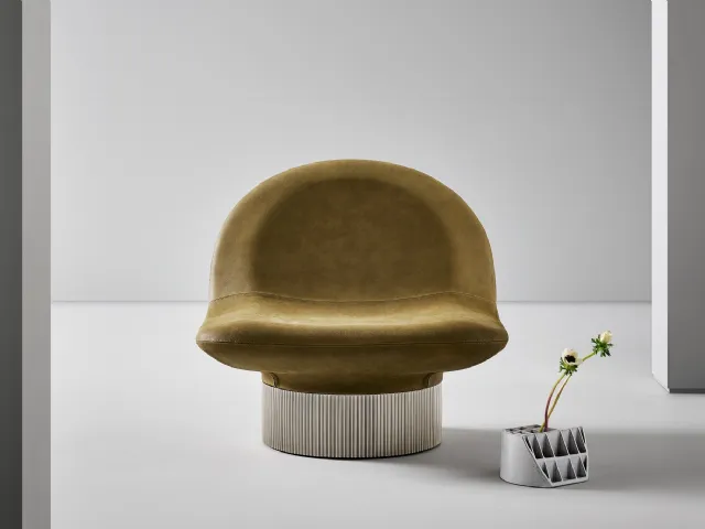 Amour leather armchair by Bonaldo