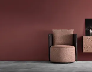 Armchair in fabric and leather Elder by Samoa.