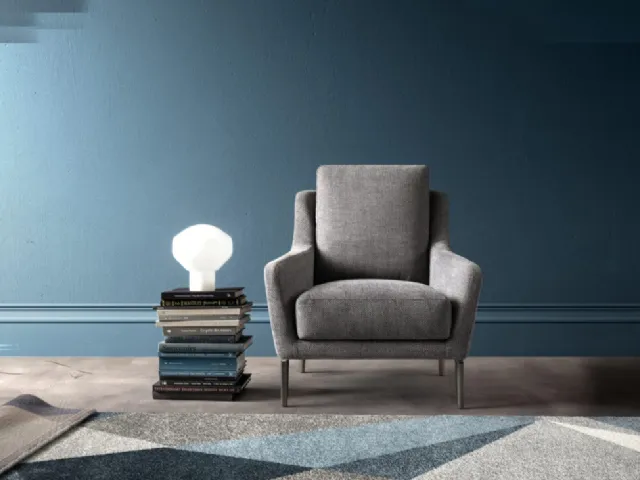 Armchair in Samoa's Enie fabric.