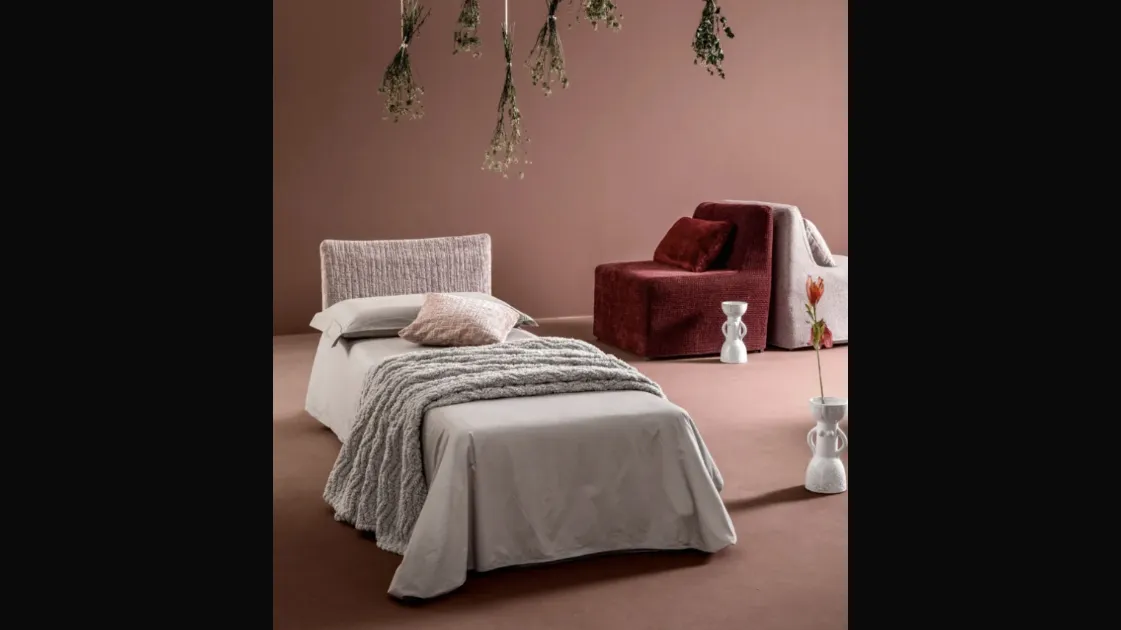 Nice Sofa Bed by Samoa