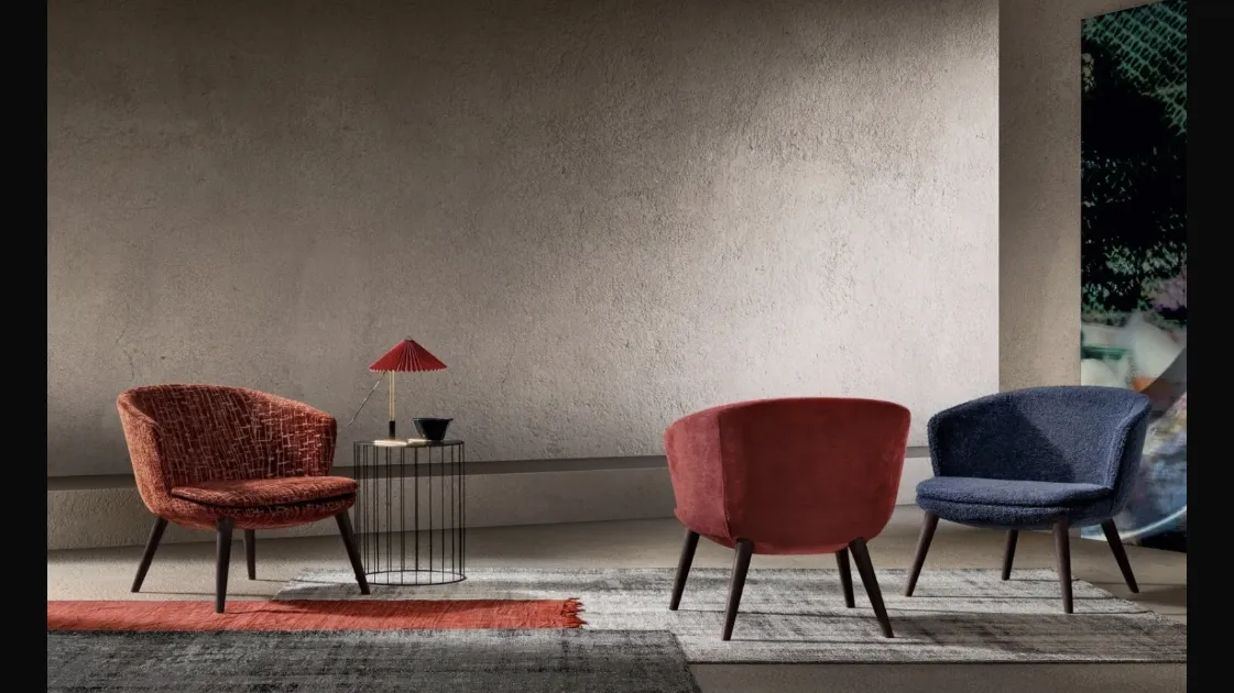 Olly armchair by Samoa.