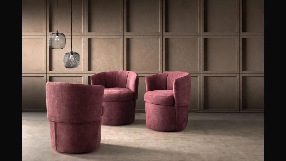Armchair in Peggy fabric by Samoa.