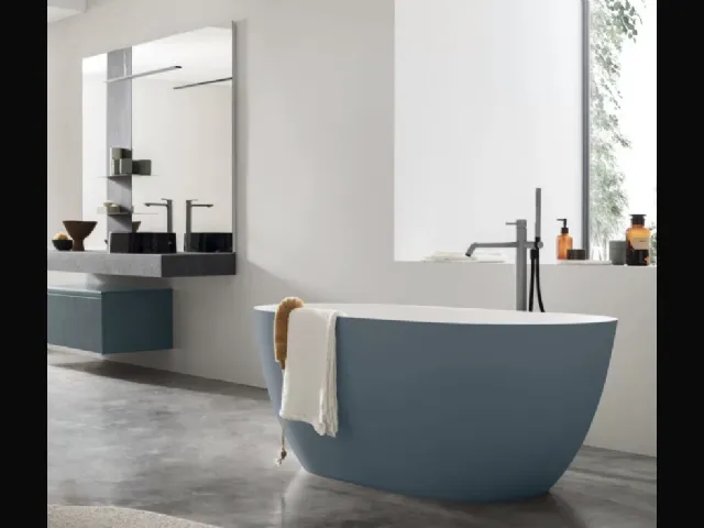 Freestanding Divina bathtub by Arcom