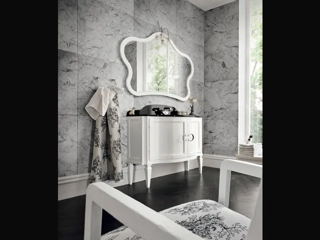 Bathroom vanity unit York 04 in distressed white lacquer by Cerasa.