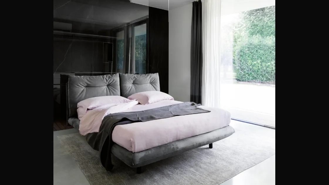 Nabuk eco-leather bed by Noctis.