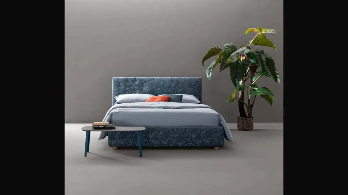 Bside's padded queen-size bed Bloom.